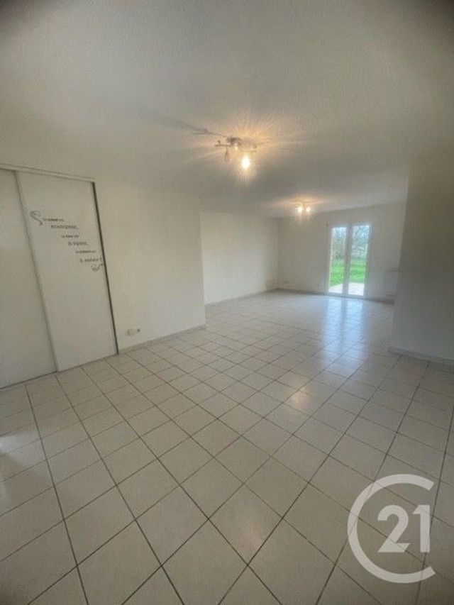 maison à louer - 4 pièces - 95.42 m2 - BRESSOLS - 82 - MIDI-PYRENEES - Century 21 Riquelme Immobilier
