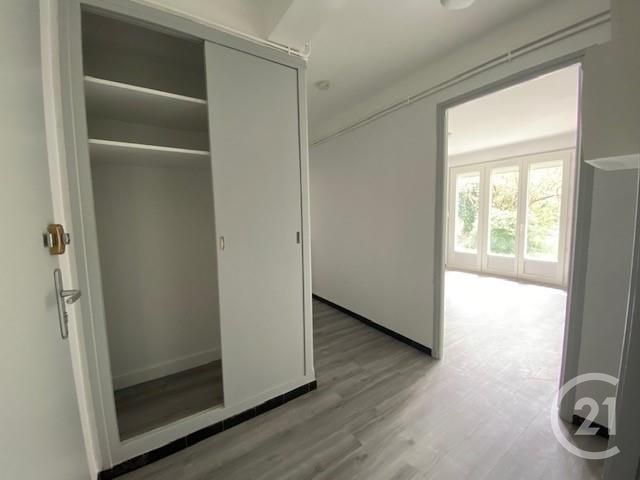 Appartement F2 à louer - 2 pièces - 49.74 m2 - MONTAUBAN - 82 - MIDI-PYRENEES - Century 21 Riquelme Immobilier