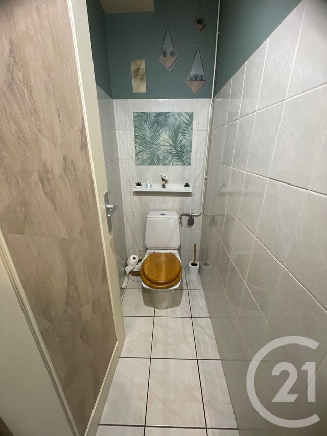 Appartement F3 à louer - 3 pièces - 67.06 m2 - MONTAUBAN - 82 - MIDI-PYRENEES - Century 21 Riquelme Immobilier