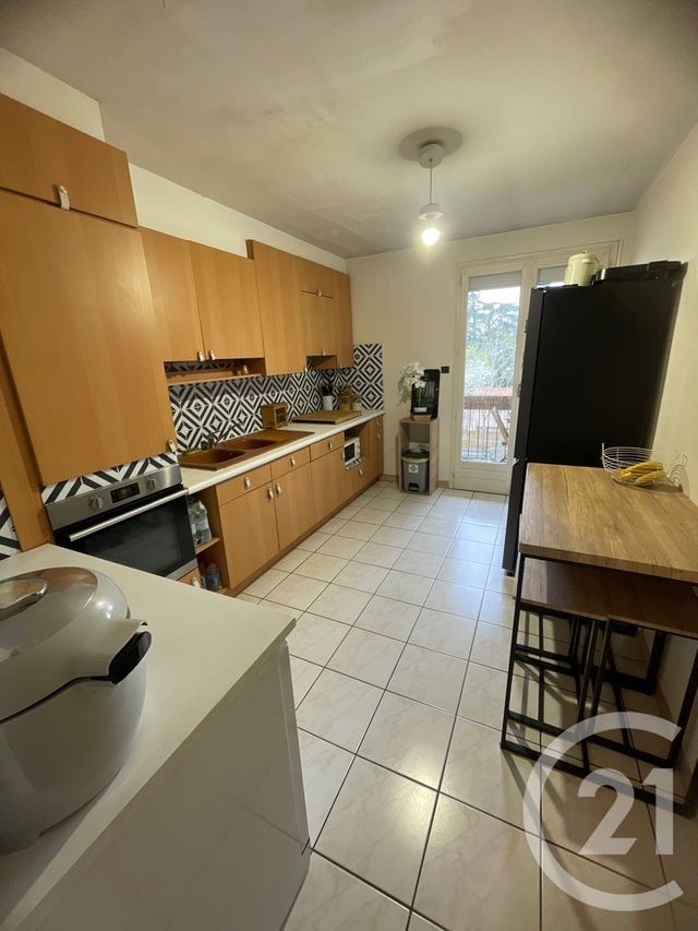 Appartement F3 à louer - 3 pièces - 67.06 m2 - MONTAUBAN - 82 - MIDI-PYRENEES - Century 21 Riquelme Immobilier