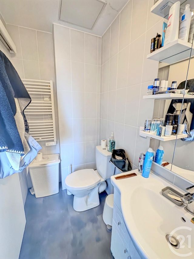 Appartement Duplex à louer - 2 pièces - 28.75 m2 - MONTAUBAN - 82 - MIDI-PYRENEES - Century 21 Riquelme Immobilier