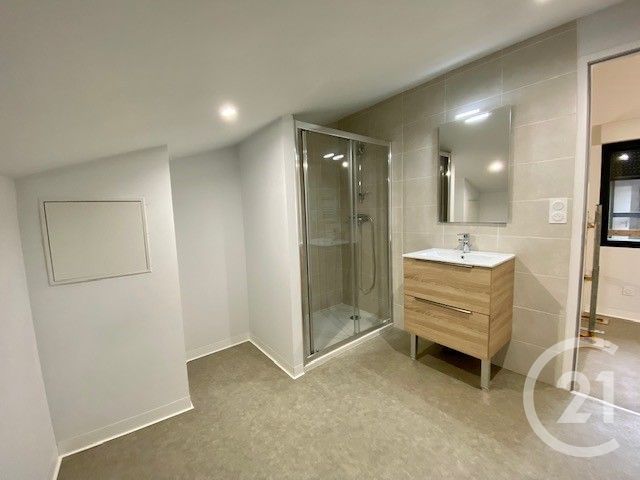 Appartement F3 à louer - 3 pièces - 61.65 m2 - VILLEBRUMIER - 82 - MIDI-PYRENEES - Century 21 Riquelme Immobilier