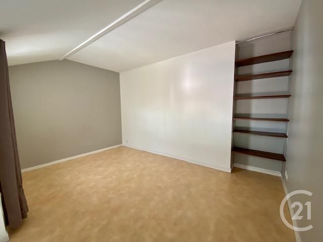 Appartement F1 à louer - 2 pièces - 36.4 m2 - MONTAUBAN - 82 - MIDI-PYRENEES - Century 21 Riquelme Immobilier