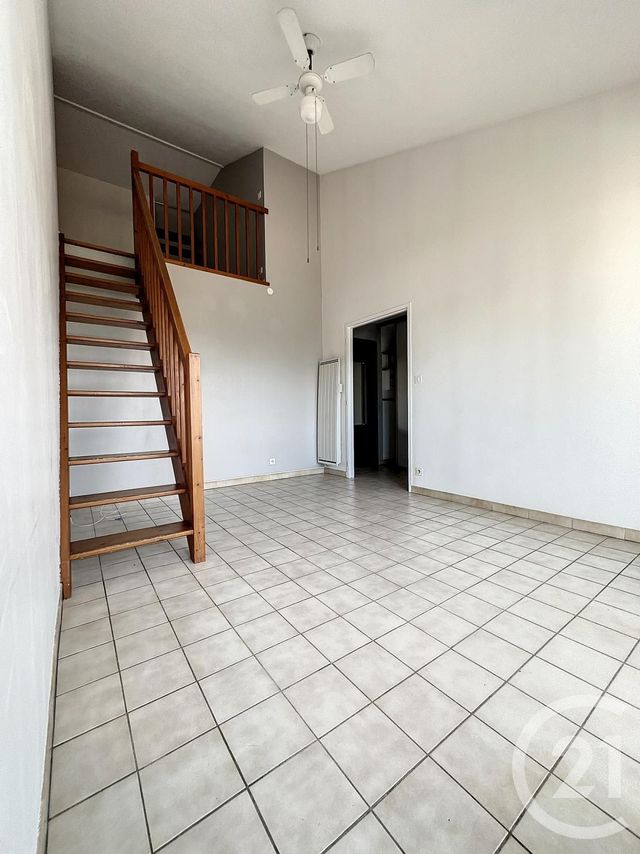 Appartement F1 à louer - 2 pièces - 36.4 m2 - MONTAUBAN - 82 - MIDI-PYRENEES - Century 21 Riquelme Immobilier