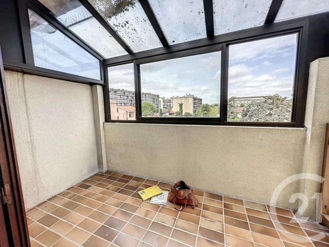 Appartement F1 à louer - 2 pièces - 36.4 m2 - MONTAUBAN - 82 - MIDI-PYRENEES - Century 21 Riquelme Immobilier