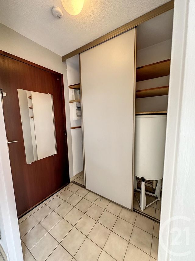 Appartement F1 à louer - 2 pièces - 36.4 m2 - MONTAUBAN - 82 - MIDI-PYRENEES - Century 21 Riquelme Immobilier