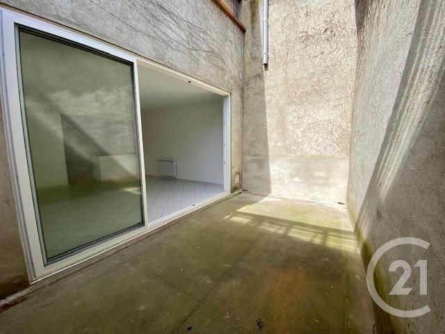 Appartement F2 à louer - 2 pièces - 50.6 m2 - MONTAUBAN - 82 - MIDI-PYRENEES - Century 21 Riquelme Immobilier