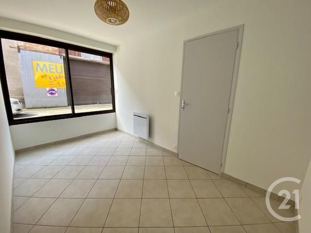 Appartement F2 à louer - 2 pièces - 50.6 m2 - MONTAUBAN - 82 - MIDI-PYRENEES - Century 21 Riquelme Immobilier