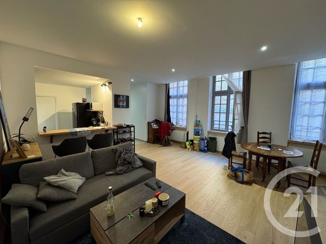 Appartement T2 à louer - 2 pièces - 56.42 m2 - MONTAUBAN - 82 - MIDI-PYRENEES - Century 21 Riquelme Immobilier