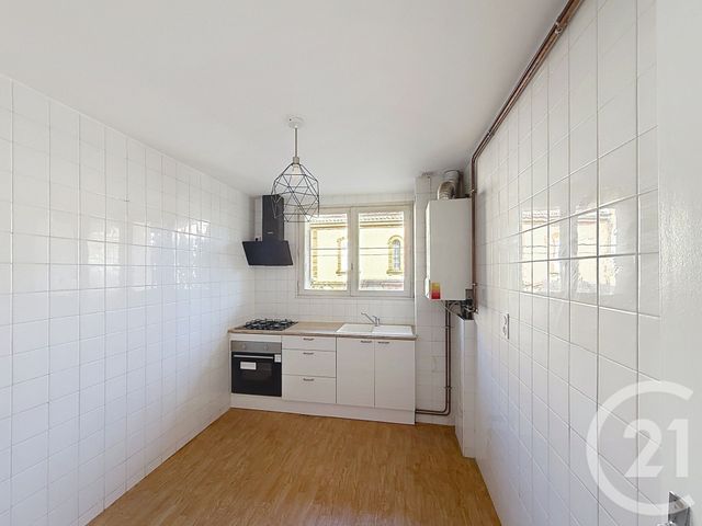 Appartement T3 à louer - 3 pièces - 73.84 m2 - MONTAUBAN - 82 - MIDI-PYRENEES - Century 21 Riquelme Immobilier
