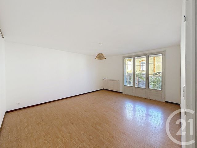 Appartement T3 à louer - 3 pièces - 73.84 m2 - MONTAUBAN - 82 - MIDI-PYRENEES - Century 21 Riquelme Immobilier