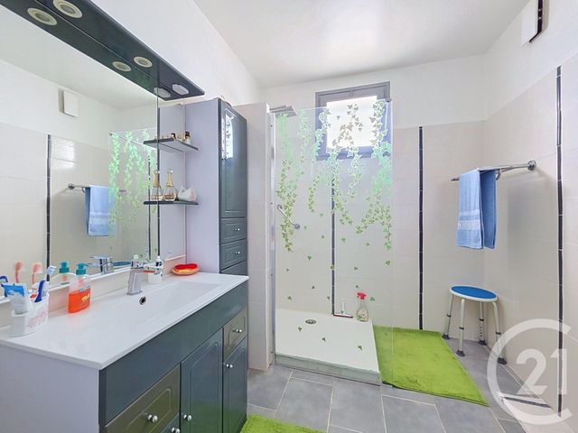 Appartement T4 à vendre - 4 pièces - 102.66 m2 - MONTAUBAN - 82 - MIDI-PYRENEES - Century 21 Riquelme Immobilier