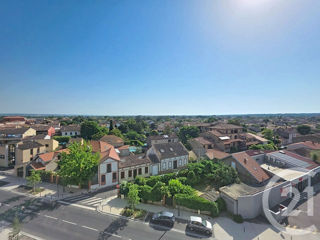 Appartement T4 à vendre - 4 pièces - 102.66 m2 - MONTAUBAN - 82 - MIDI-PYRENEES - Century 21 Riquelme Immobilier