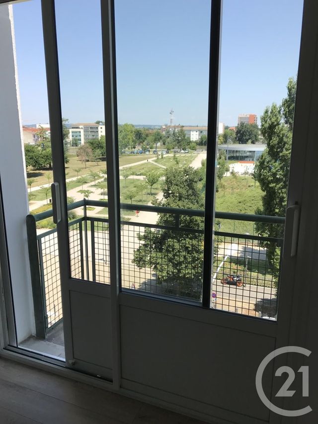 Appartement F3 à louer - 3 pièces - 56.5 m2 - MONTAUBAN - 82 - MIDI-PYRENEES - Century 21 Riquelme Immobilier