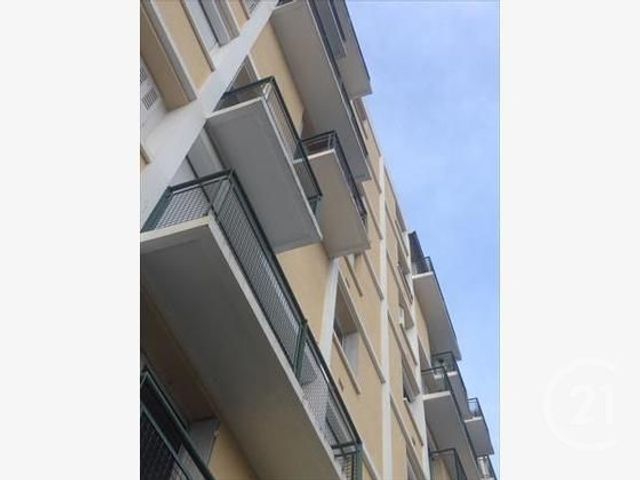 Appartement F3 à louer - 3 pièces - 56.5 m2 - MONTAUBAN - 82 - MIDI-PYRENEES - Century 21 Riquelme Immobilier