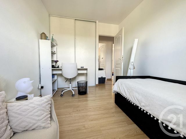 maison à louer - 5 pièces - 149.63 m2 - ST NAUPHARY - 82 - MIDI-PYRENEES - Century 21 Riquelme Immobilier