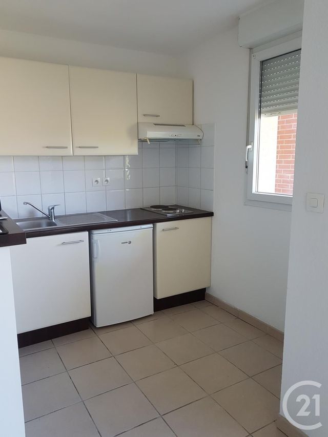 Appartement F2 à louer - 2 pièces - 43.0 m2 - MONTAUBAN - 82 - MIDI-PYRENEES - Century 21 Riquelme Immobilier