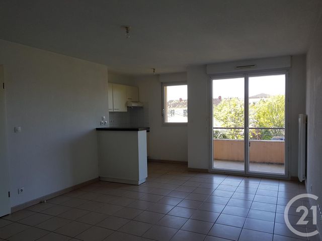 Appartement F2 à louer - 2 pièces - 43.0 m2 - MONTAUBAN - 82 - MIDI-PYRENEES - Century 21 Riquelme Immobilier