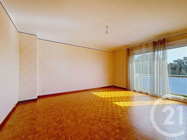 Appartement T4 à vendre - 4 pièces - 80.02 m2 - MONTAUBAN - 82 - MIDI-PYRENEES - Century 21 Riquelme Immobilier