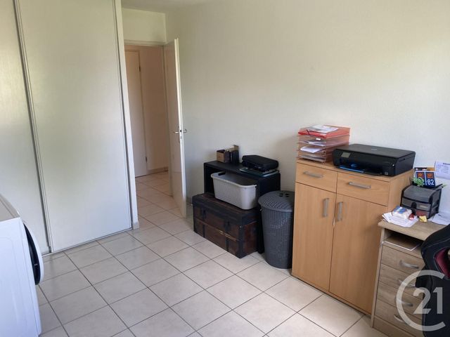 Appartement T3 à louer - 3 pièces - 62.35 m2 - MONTAUBAN - 82 - MIDI-PYRENEES - Century 21 Riquelme Immobilier