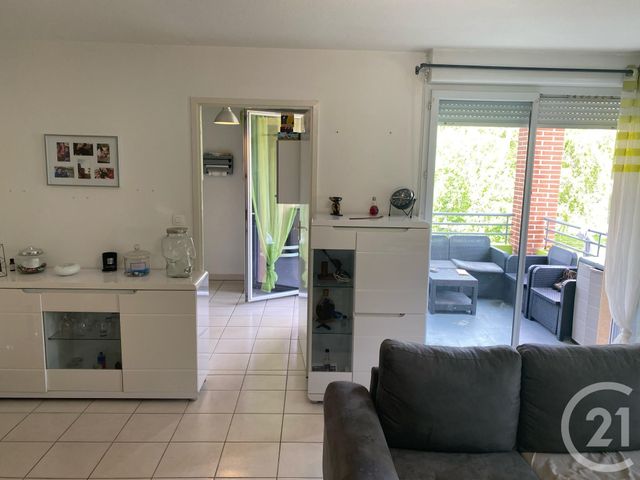 Appartement T3 à louer - 3 pièces - 62.35 m2 - MONTAUBAN - 82 - MIDI-PYRENEES - Century 21 Riquelme Immobilier