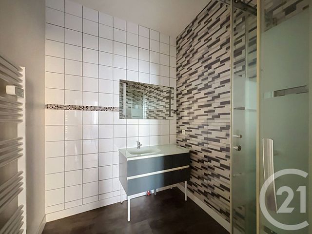 Appartement à vendre - 3 pièces - 64.71 m2 - MONTAUBAN - 82 - MIDI-PYRENEES - Century 21 Riquelme Immobilier