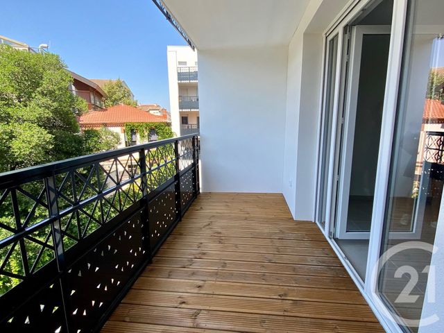 Appartement T3 à louer - 3 pièces - 65.28 m2 - MONTAUBAN - 82 - MIDI-PYRENEES - Century 21 Riquelme Immobilier