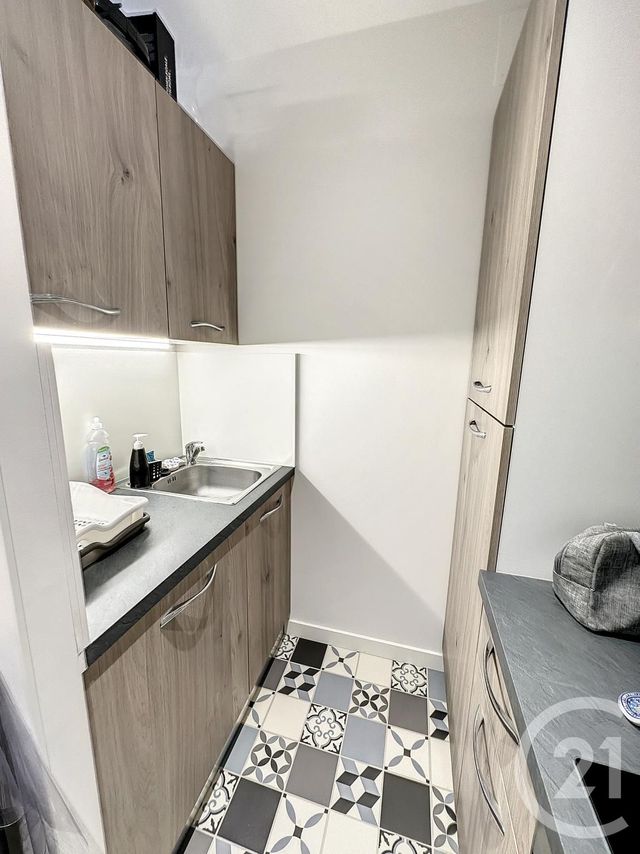 Appartement F2 à louer - 2 pièces - 33.12 m2 - MONTAUBAN - 82 - MIDI-PYRENEES - Century 21 Riquelme Immobilier