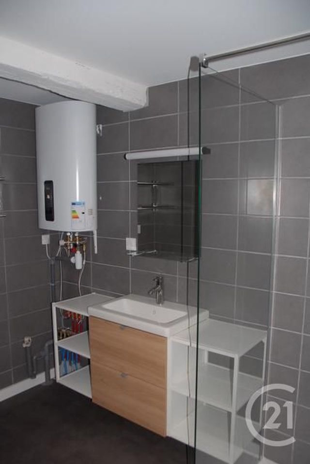 Appartement F2 à louer - 2 pièces - 62.71 m2 - LAFRANCAISE - 82 - MIDI-PYRENEES - Century 21 Riquelme Immobilier