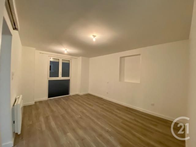 Appartement F2 à louer - 2 pièces - 62.71 m2 - LAFRANCAISE - 82 - MIDI-PYRENEES - Century 21 Riquelme Immobilier