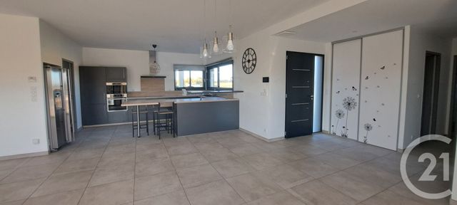 maison à louer - 5 pièces - 155.94 m2 - MONCLAR DE QUERCY - 82 - MIDI-PYRENEES - Century 21 Riquelme Immobilier