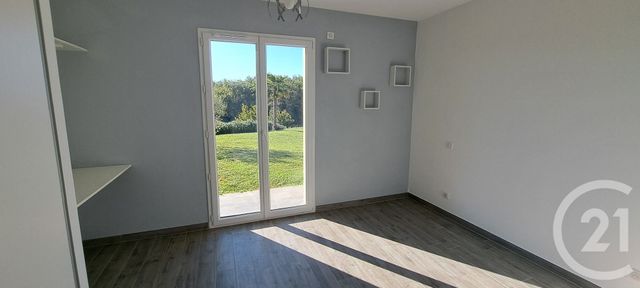 maison à louer - 5 pièces - 155.94 m2 - MONCLAR DE QUERCY - 82 - MIDI-PYRENEES - Century 21 Riquelme Immobilier