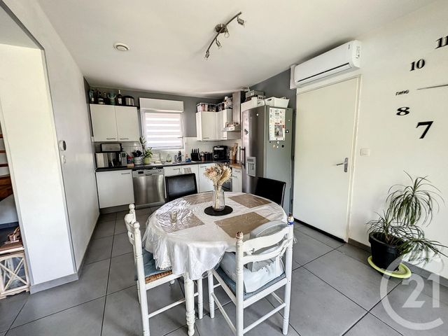 maison à louer - 5 pièces - 105.0 m2 - NEGREPELISSE - 82 - MIDI-PYRENEES - Century 21 Riquelme Immobilier