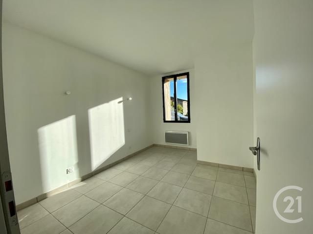 Appartement F3 à louer - 3 pièces - 60.5 m2 - VILLEBRUMIER - 82 - MIDI-PYRENEES - Century 21 Riquelme Immobilier