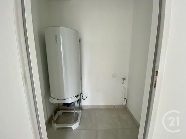 Appartement F3 à louer - 3 pièces - 60.5 m2 - VILLEBRUMIER - 82 - MIDI-PYRENEES - Century 21 Riquelme Immobilier