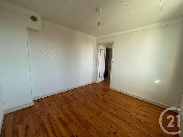 Appartement F2 bis à louer - 3 pièces - 47.0 m2 - MONTAUBAN - 82 - MIDI-PYRENEES - Century 21 Riquelme Immobilier
