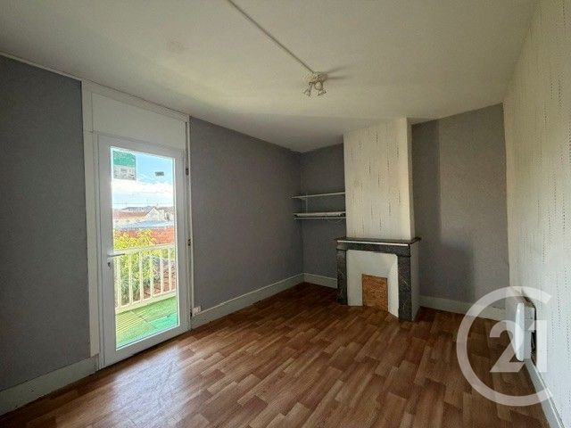 Appartement T3 à louer - 3 pièces - 70.46 m2 - MONTAUBAN - 82 - MIDI-PYRENEES - Century 21 Riquelme Immobilier
