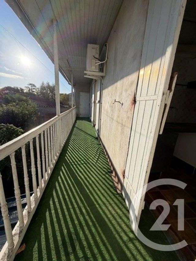 Appartement T3 à louer - 3 pièces - 70.46 m2 - MONTAUBAN - 82 - MIDI-PYRENEES - Century 21 Riquelme Immobilier