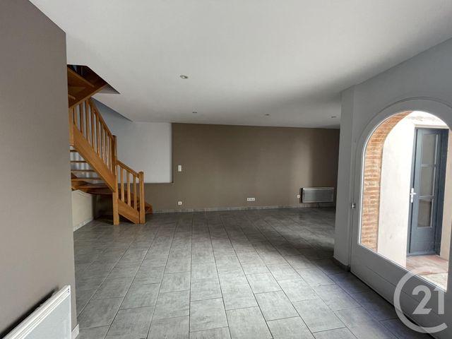 Appartement Duplex à louer - 2 pièces - 62.31 m2 - MONTAUBAN - 82 - MIDI-PYRENEES - Century 21 Riquelme Immobilier