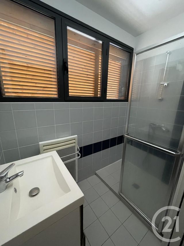 Appartement Duplex à louer - 2 pièces - 62.31 m2 - MONTAUBAN - 82 - MIDI-PYRENEES - Century 21 Riquelme Immobilier