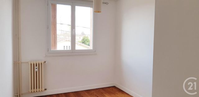 Appartement F3 à louer - 3 pièces - 67.0 m2 - MONTAUBAN - 82 - MIDI-PYRENEES - Century 21 Riquelme Immobilier