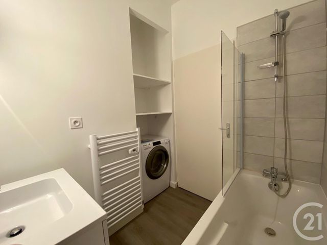 Appartement F3 à louer - 3 pièces - 58.82 m2 - MONTAUBAN - 82 - MIDI-PYRENEES - Century 21 Riquelme Immobilier