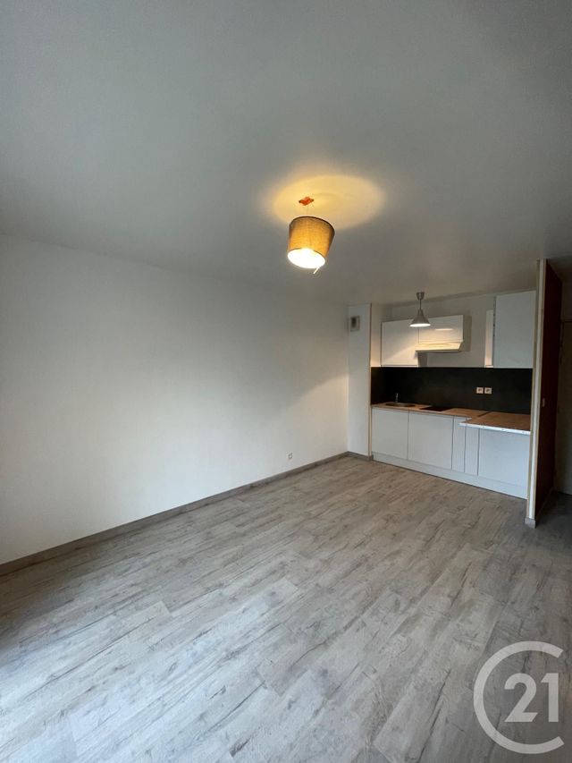 Appartement T2 à louer - 2 pièces - 36.79 m2 - MONTAUBAN - 82 - MIDI-PYRENEES - Century 21 Riquelme Immobilier
