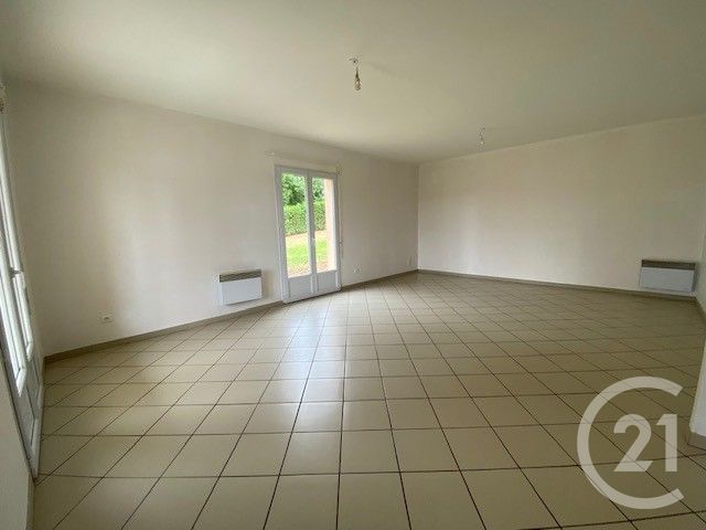 maison à louer - 4 pièces - 90.0 m2 - ST NAUPHARY - 82 - MIDI-PYRENEES - Century 21 Riquelme Immobilier