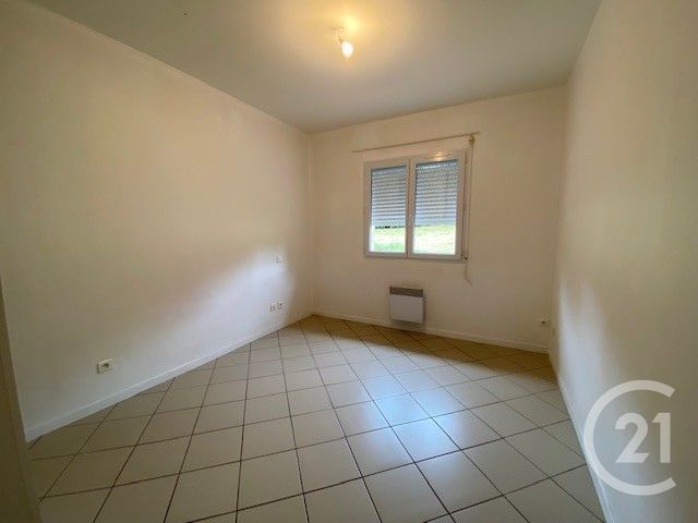 maison à louer - 4 pièces - 90.0 m2 - ST NAUPHARY - 82 - MIDI-PYRENEES - Century 21 Riquelme Immobilier