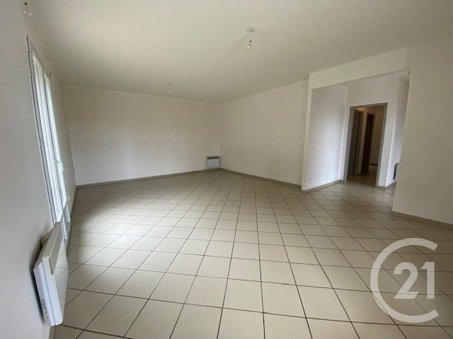 maison à louer - 4 pièces - 90.0 m2 - ST NAUPHARY - 82 - MIDI-PYRENEES - Century 21 Riquelme Immobilier