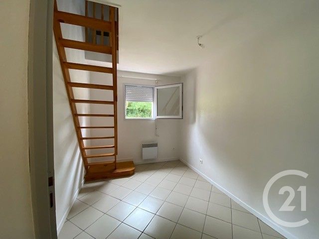 maison à louer - 4 pièces - 90.0 m2 - ST NAUPHARY - 82 - MIDI-PYRENEES - Century 21 Riquelme Immobilier